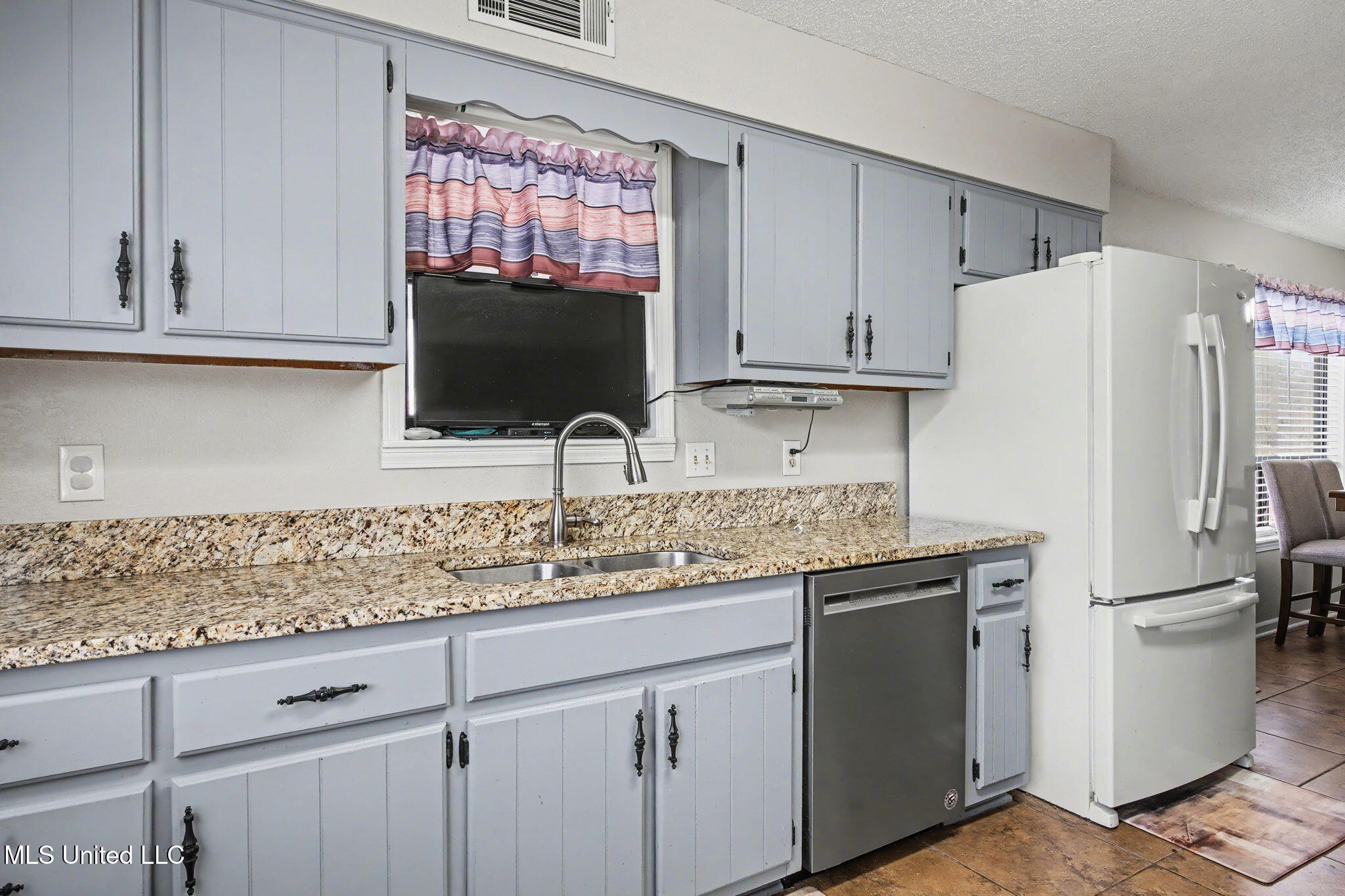 1996 Tanyard Road Hernando, MS 38632 - Photo 10 of 31 11-web-or-mls-1996 Tanyard Rd-10