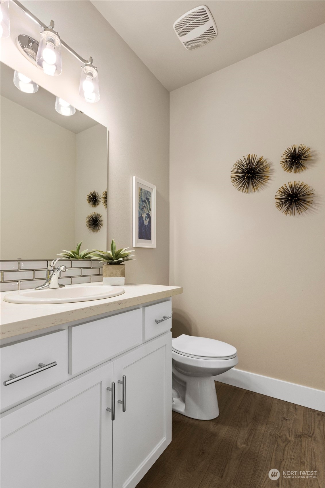 111 Love Drive Enumclaw, WA 98022 - Photo 14 of 34 a bathroom with a toilet sink and mirror