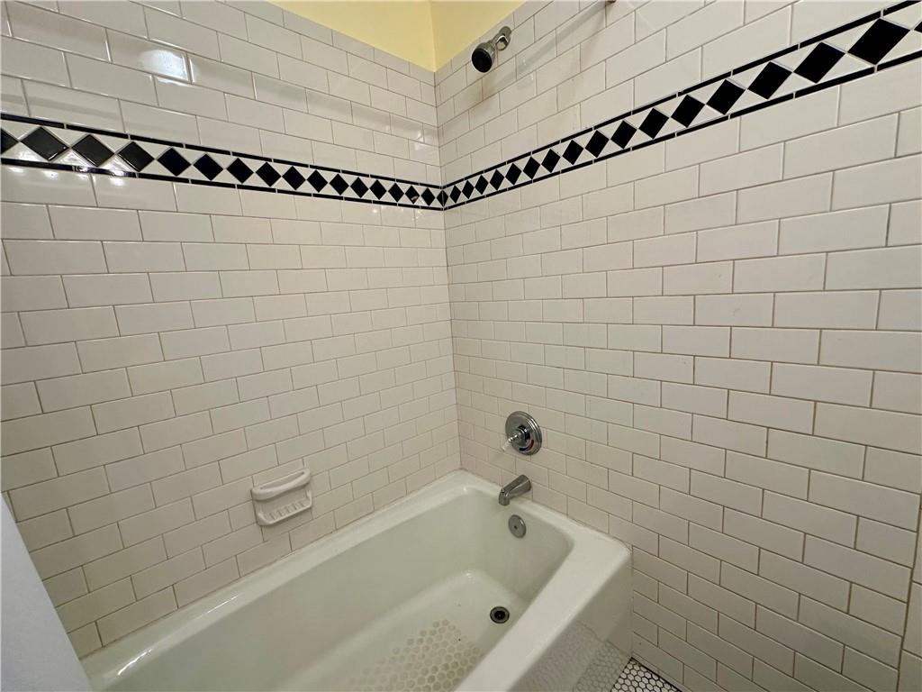 592 Scott Circle Decatur, GA 30033 - Photo 15 of 33