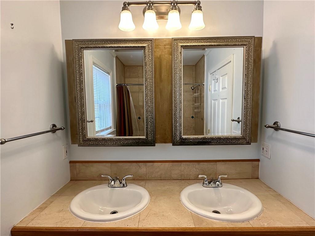 592 Scott Circle Decatur, GA 30033 - Photo 22 of 33