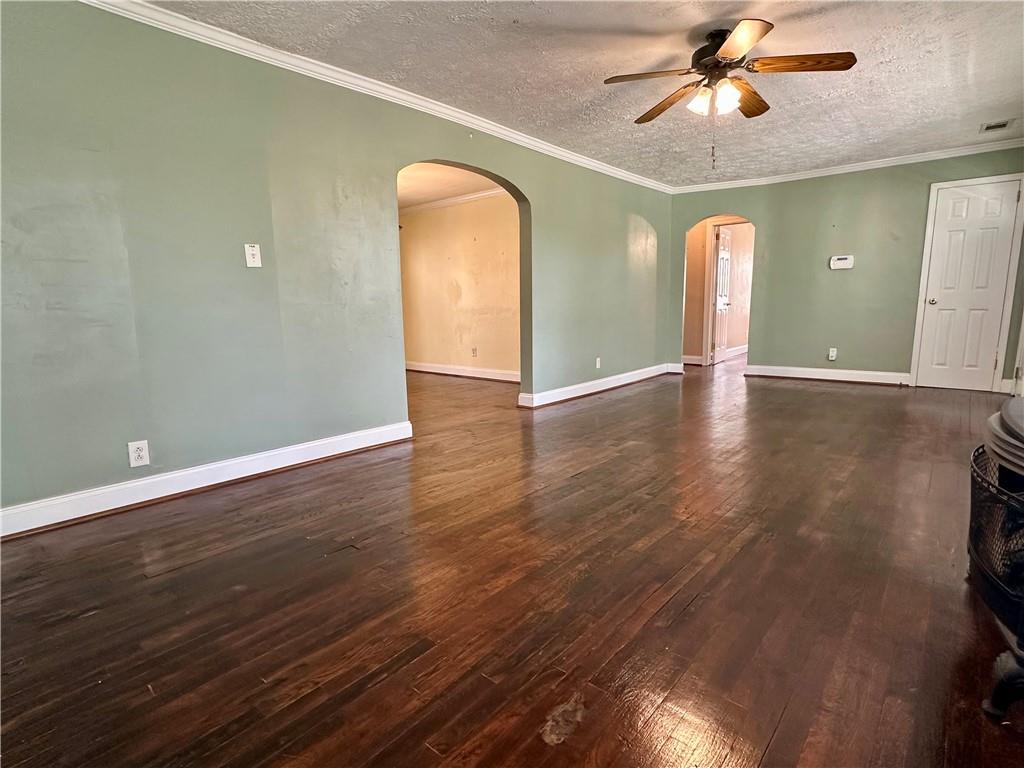 592 Scott Circle Decatur, GA 30033 - Photo 5 of 33