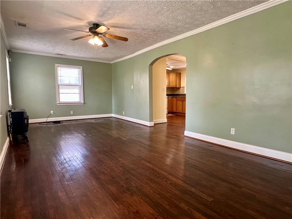 592 Scott Circle Decatur, GA 30033 - Photo 7 of 33