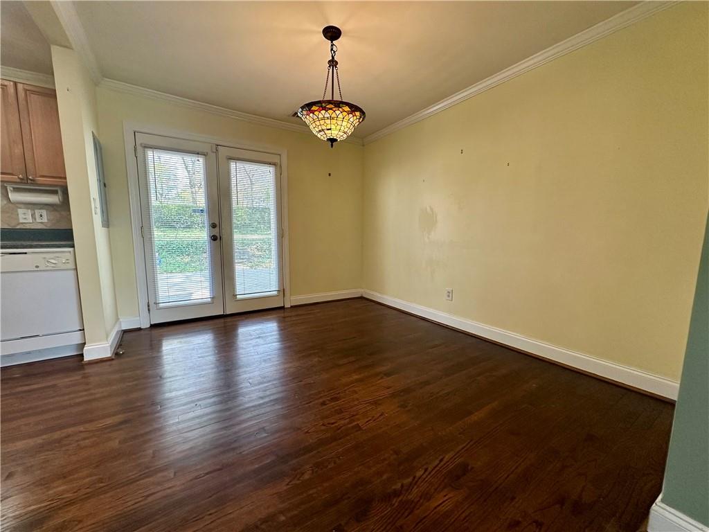 592 Scott Circle Decatur, GA 30033 - Photo 8 of 33