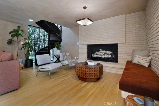 $5,950,000 | 5005 Los Feliz Boulevard, Los Angeles, CA 90027