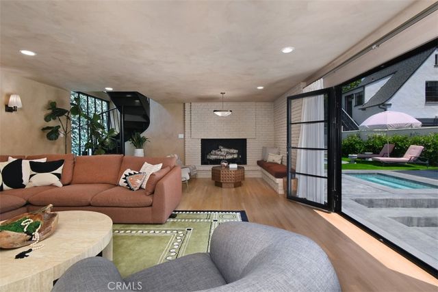 $5,950,000 | 5005 Los Feliz Boulevard, Los Angeles, CA 90027