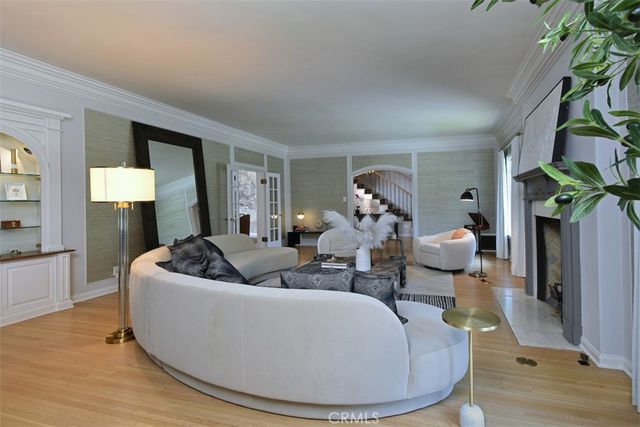 $5,950,000 | 5005 Los Feliz Boulevard, Los Angeles, CA 90027