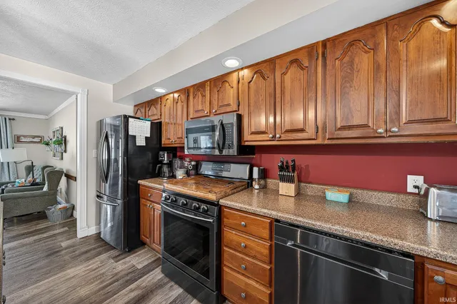 $335,000 | 10021 Lanter Court, Osceola, IN 46561