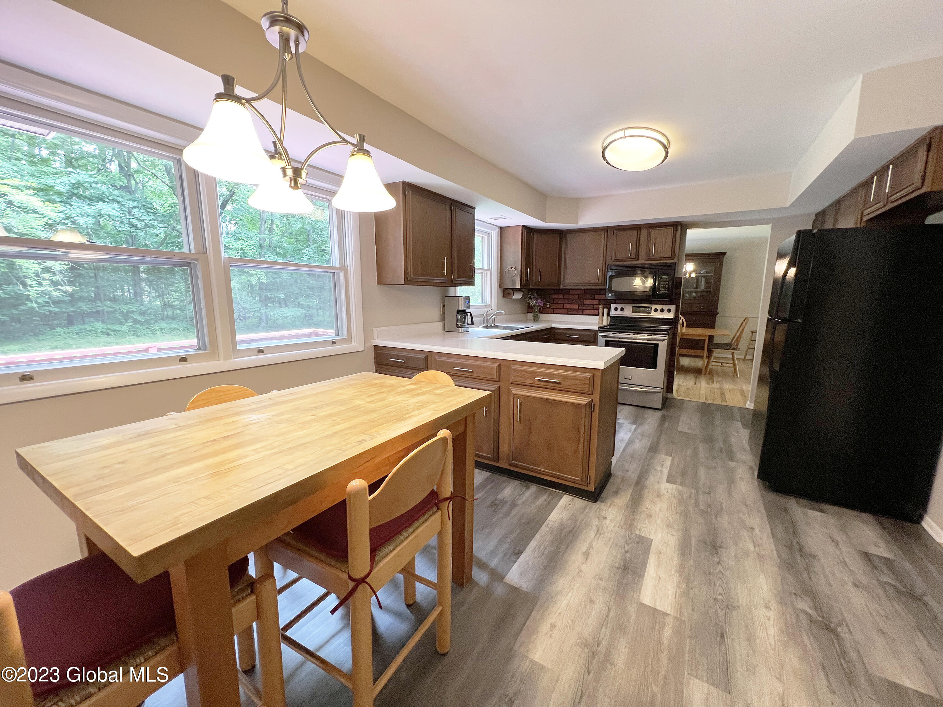 10 Sussex Road Bethlehem, NY 12077 - Photo 20 of 49 10sussex (42)