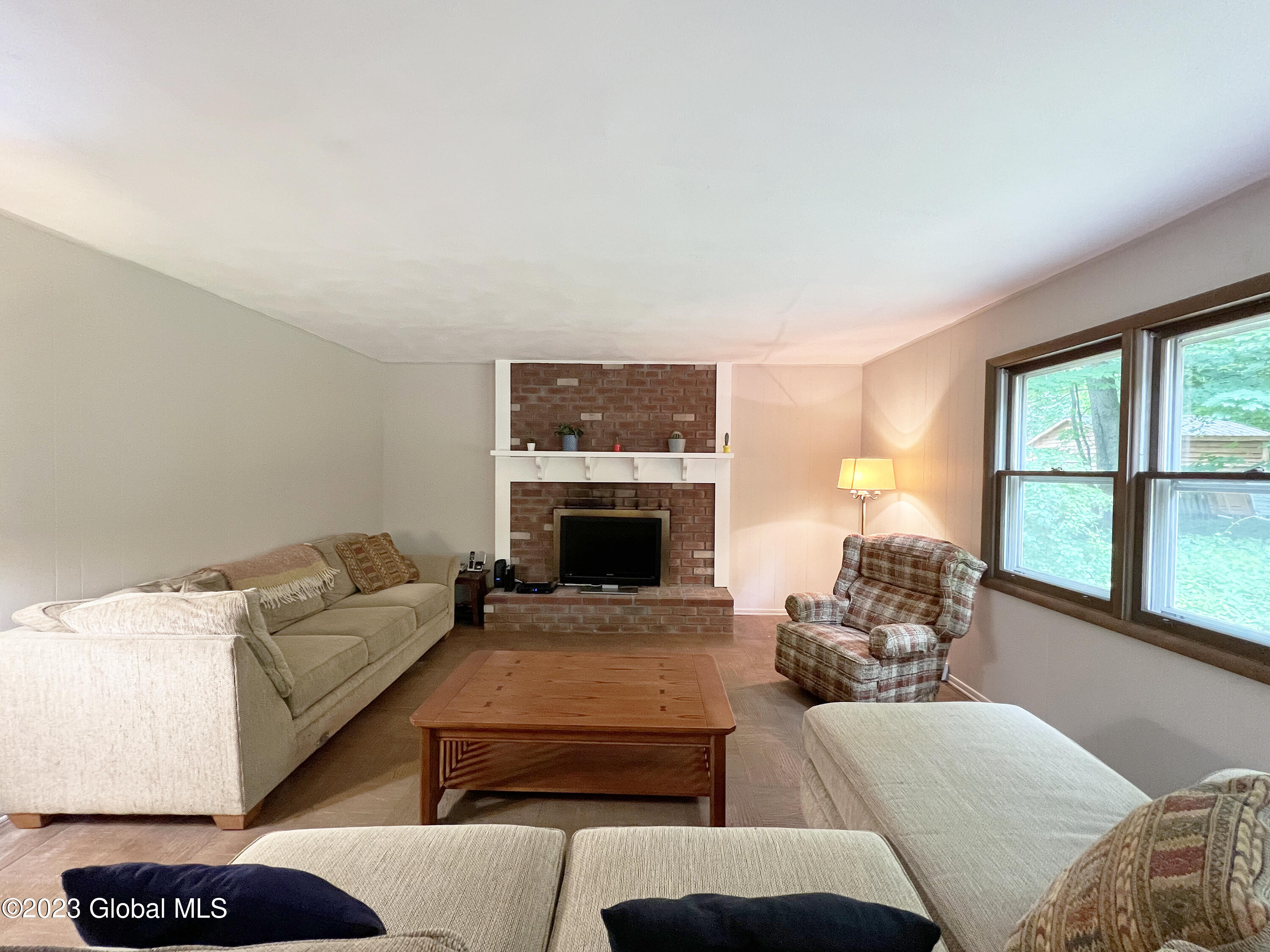 10 Sussex Road Bethlehem, NY 12077 - Photo 25 of 49 10sussex (48)