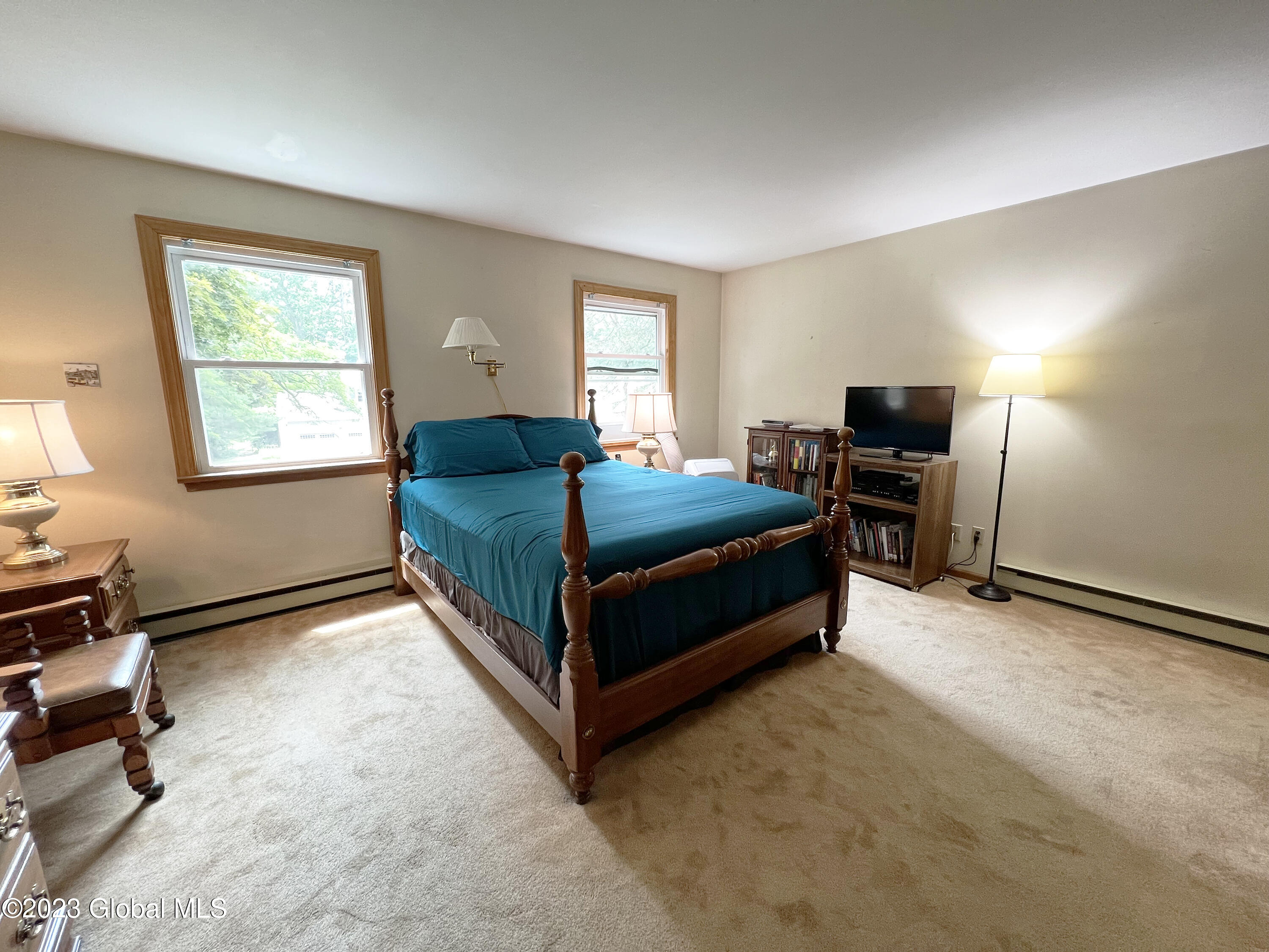 10 Sussex Road Bethlehem, NY 12077 - Photo 6 of 49 10sussex (58)