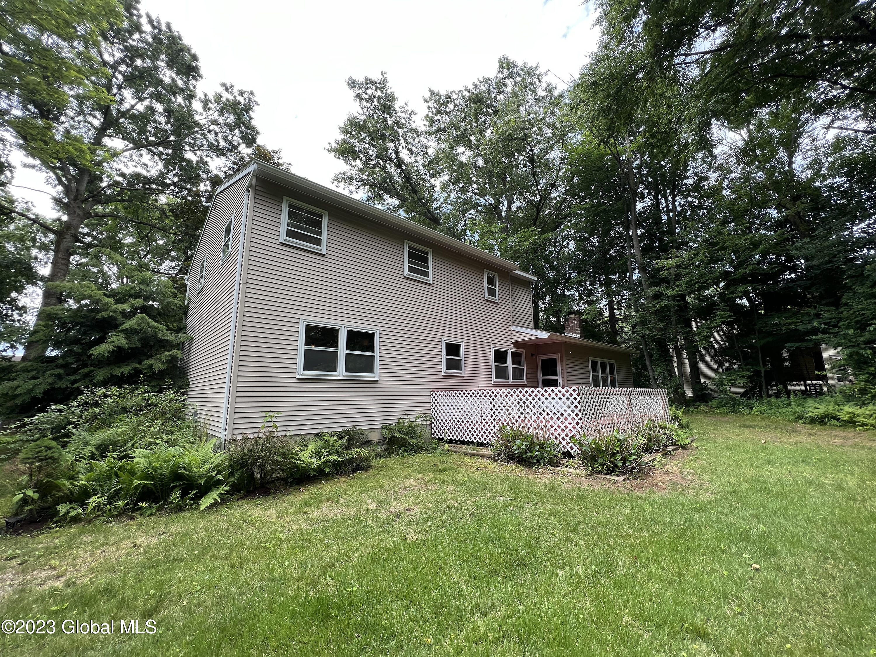 10 Sussex Road Bethlehem, NY 12077 - Photo 7 of 49 10sussex (24)