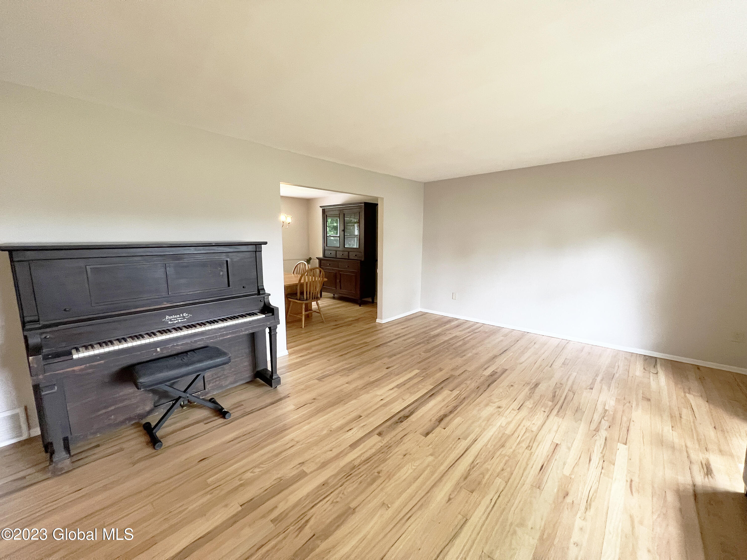 10 Sussex Road Bethlehem, NY 12077 - Photo 10 of 49 10sussex (29)