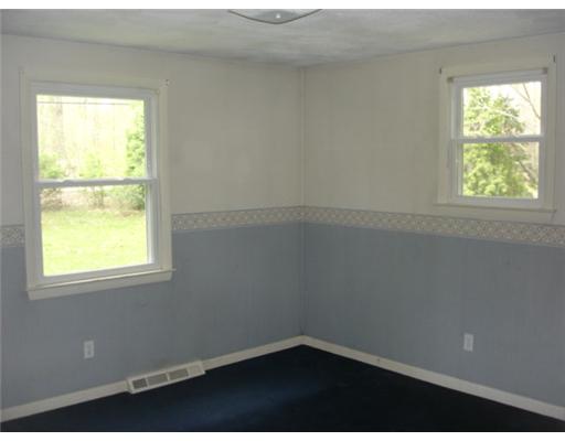 491 Gardiner Road Richmond, RI 02892 - Photo 6 of 7 Bedroom.