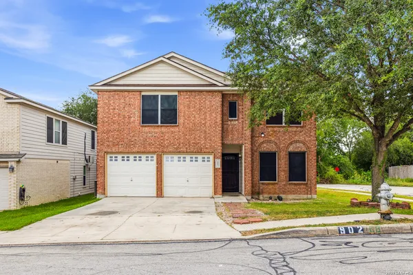 $2,125 | 902 Amber Knoll, San Antonio, TX 78251