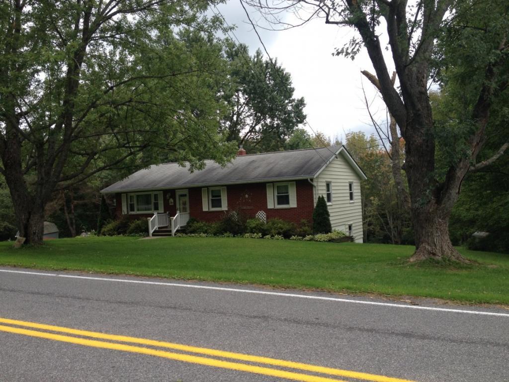 832 Town Line Road Johnson City, NY 13790 - Photo 1 of 17 Gallery Image 1