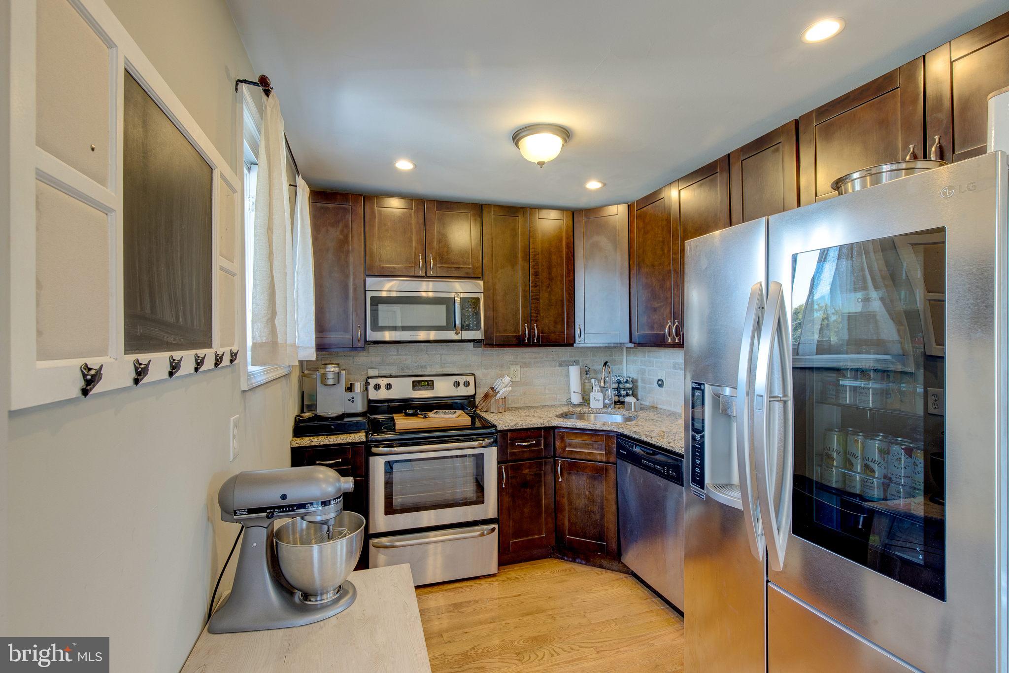 206 Tuscany Road Aston, PA 19014 - Photo 7 of 30 Gallery Image 7