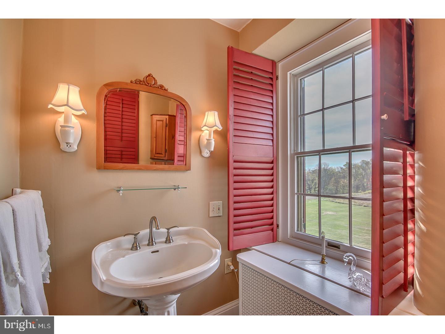 274 Callowhill Road Chalfont, PA 18914 - Photo 16 of 25 Gallery Image 16