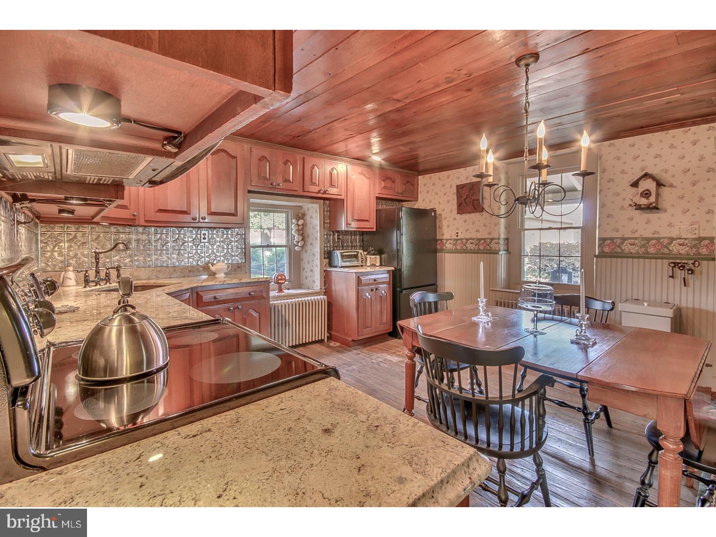 274 Callowhill Road Chalfont, PA 18914 - Photo 7 of 25 Gallery Image 7