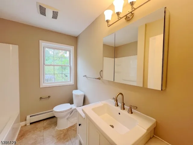 $859,900 | 52 Church Road, Newton, NJ 07860