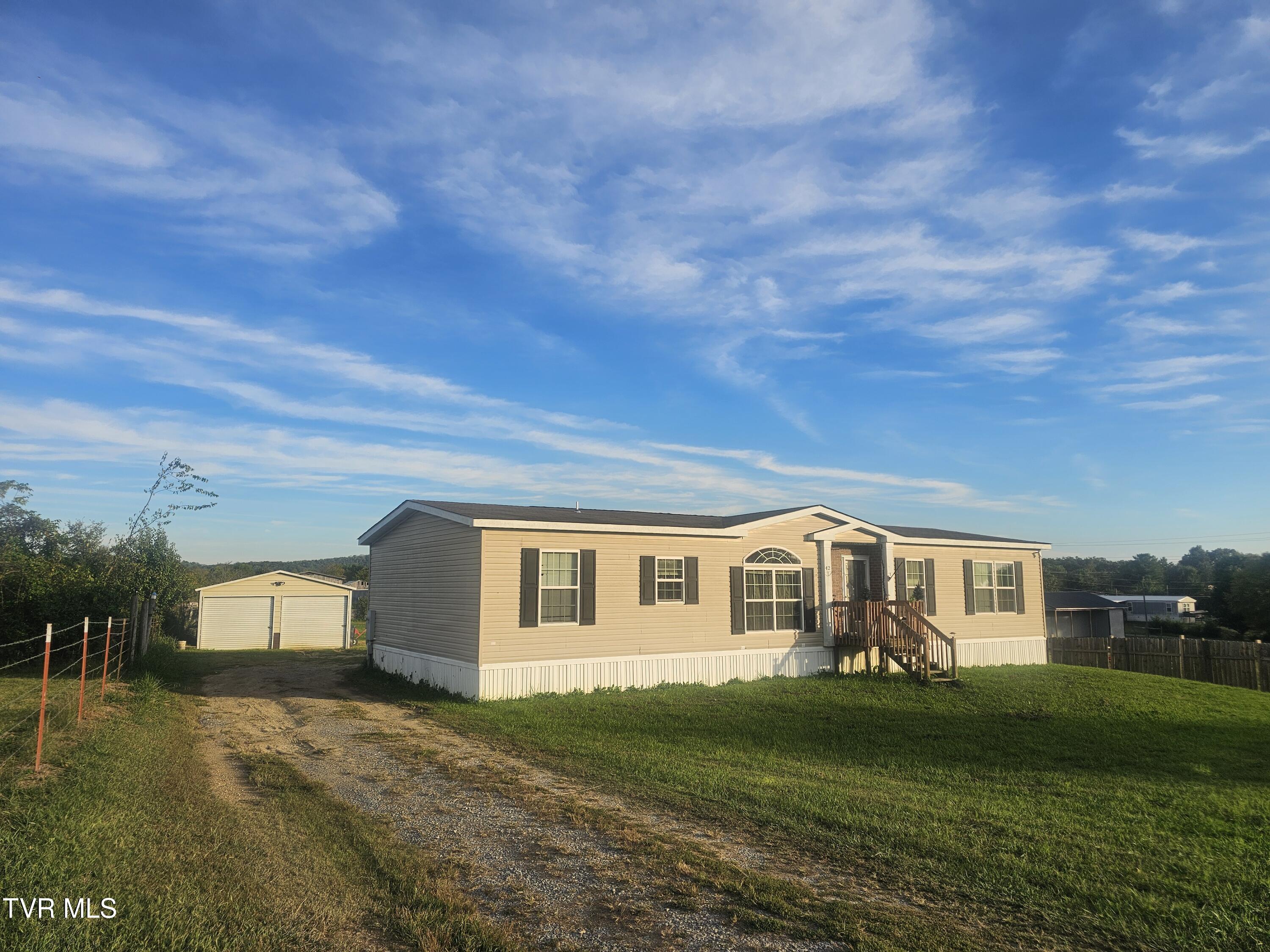 42 Wisecarver Road Mosheim, TN 37818 - Photo 1 of 8 1000059480
