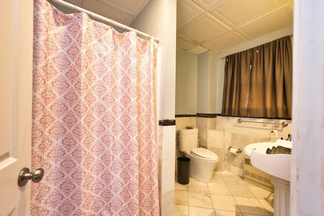 $450,000 | 355 Peckham Street, Fall River, MA 02724