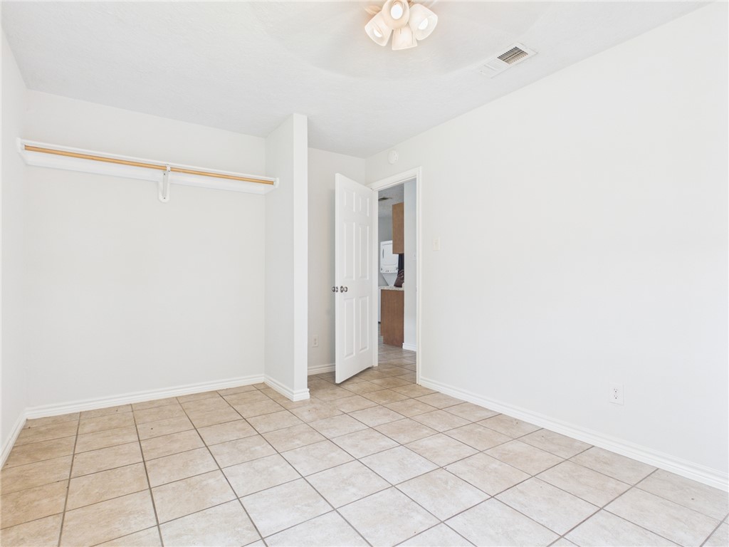 1902 Finfeather Road, Unit C Bryan, TX 77801 - Photo 14 of 15 Gallery Image 14