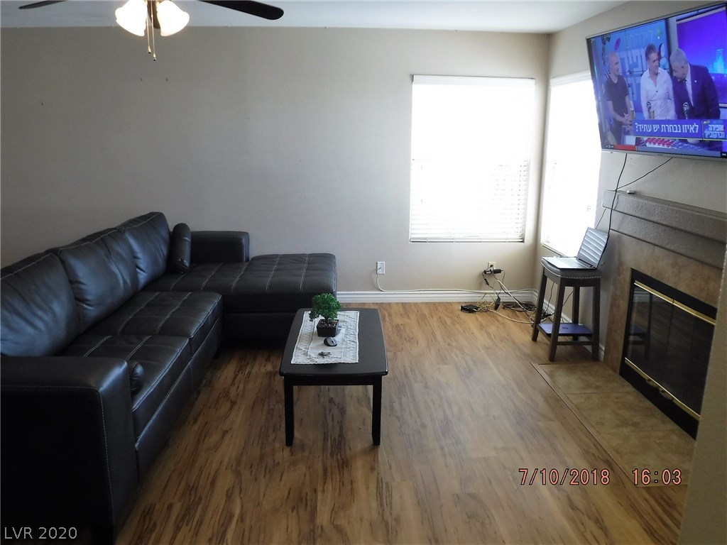 8216 Maplestar Road Las Vegas, NV 89128 - Photo 8 of 30 Gallery Image 8