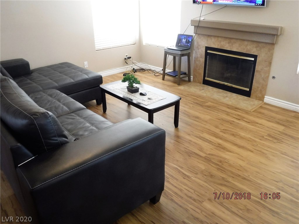 8216 Maplestar Road Las Vegas, NV 89128 - Photo 9 of 30 Gallery Image 9