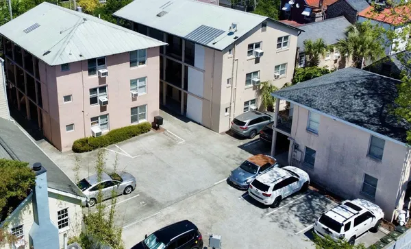 $1,800 | 39 Mary Street, Unit 5, Charleston, SC 29403