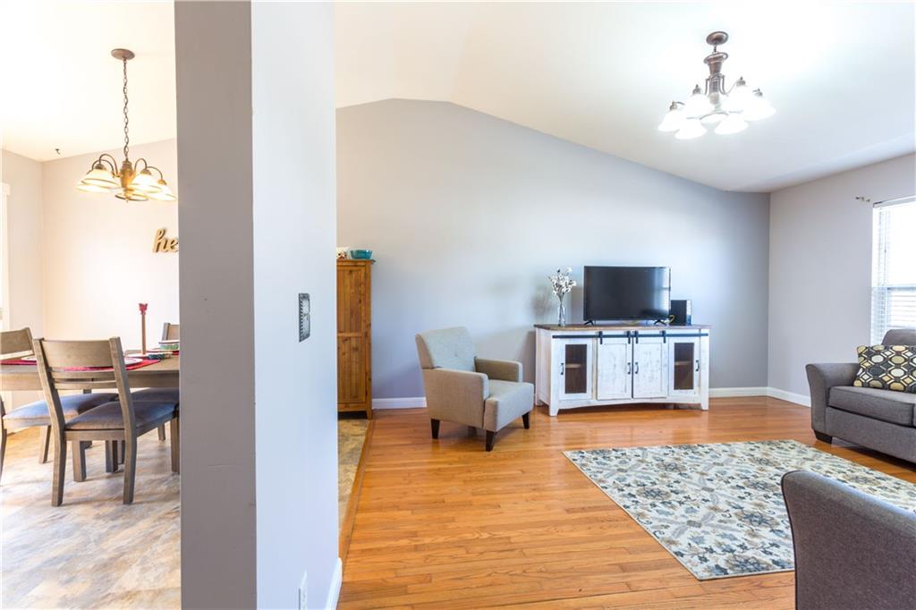 4302 North Rindle Lane Bloomington, IN 47404 - Photo 7 of 20 Gallery Image 7