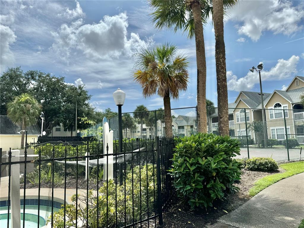 1023 South Hiawassee Road, Unit 4022 Orlando, FL 32835 - Photo 3 of 24 a view of a garden