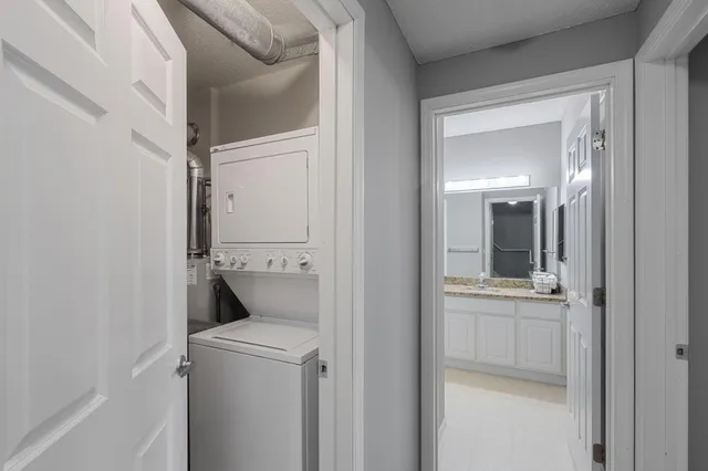 $2,395 | 680 North 2nd Street, Unit 403, Minneapolis, MN 55401