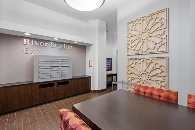 $2,395 | 680 North 2nd Street, Unit 403, Minneapolis, MN 55401