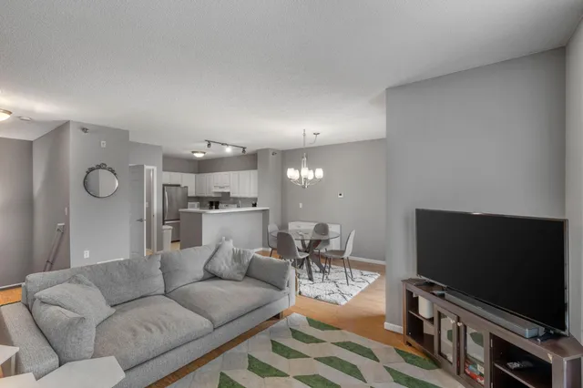 $2,395 | 680 North 2nd Street, Unit 403, Minneapolis, MN 55401