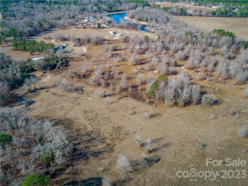 2662 Providence Road Cassatt, SC 29032 - Photo 5 of 25 Gallery Image 5