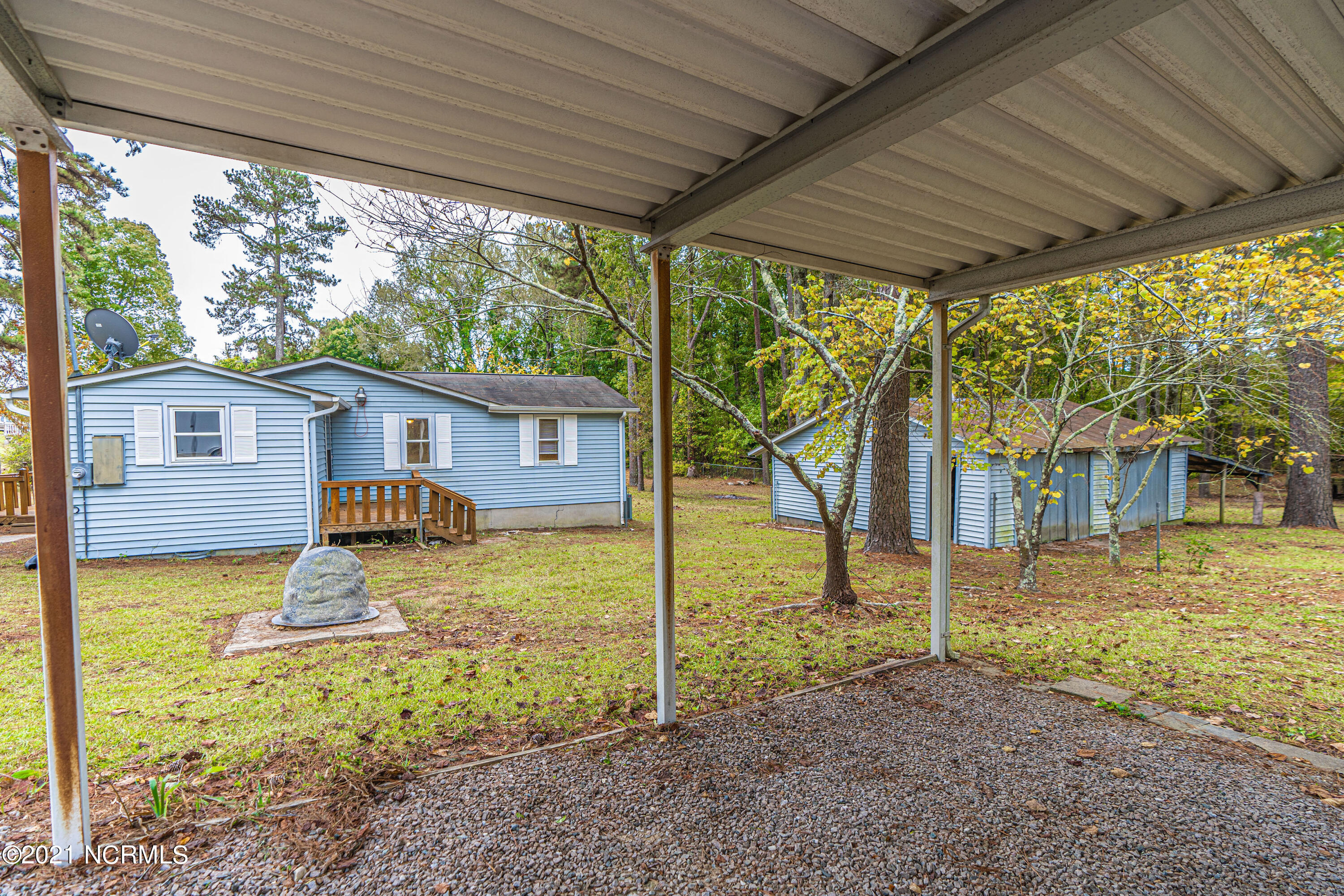 872 McCrimmon Road Carthage, NC 28327 - Photo 3 of 45 DSC06943