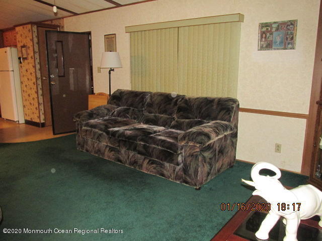 73 Shore Haven Road Hazlet, NJ 07730 - Photo 3 of 6 IMG_9994