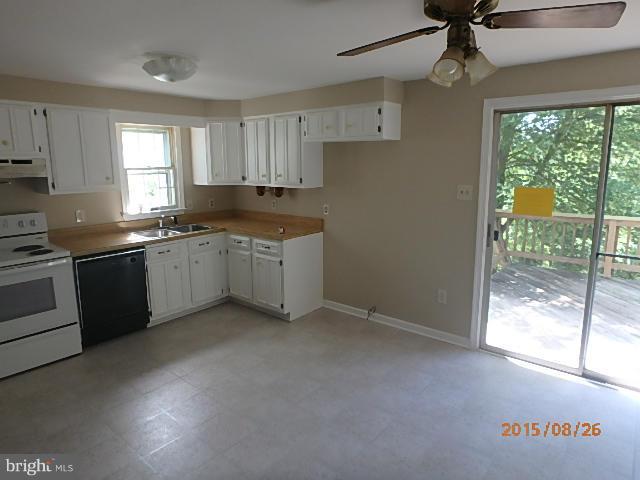 4413 Mountville Road Frederick, MD 21703 - Photo 5 of 12 Kitchen