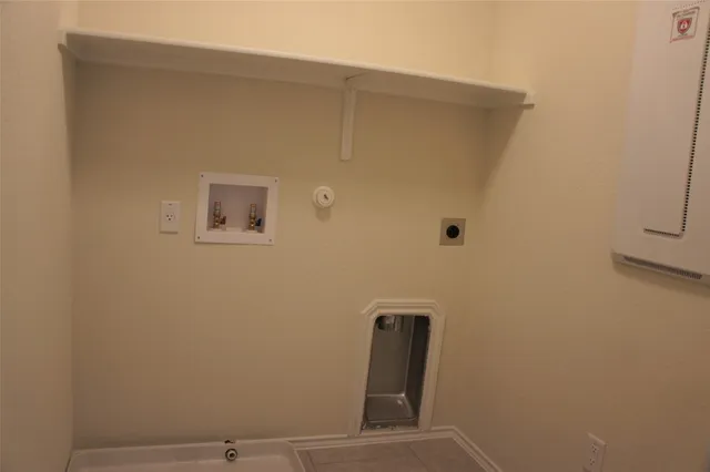 $2,000 | 1612 Cliffbrake Way, Georgetown, TX 78626