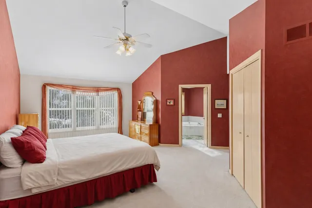 $569,000 | 433 Running Deer Lane, Gilberts, IL 60136