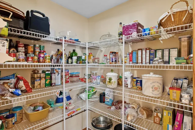 $569,000 | 433 Running Deer Lane, Gilberts, IL 60136