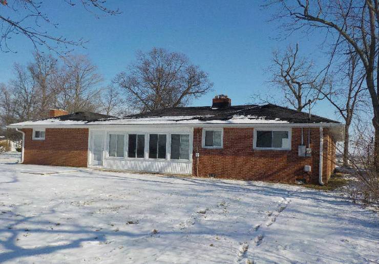 4905 North Hickory Road Muncie, IN 47303 - Photo 2 of 6