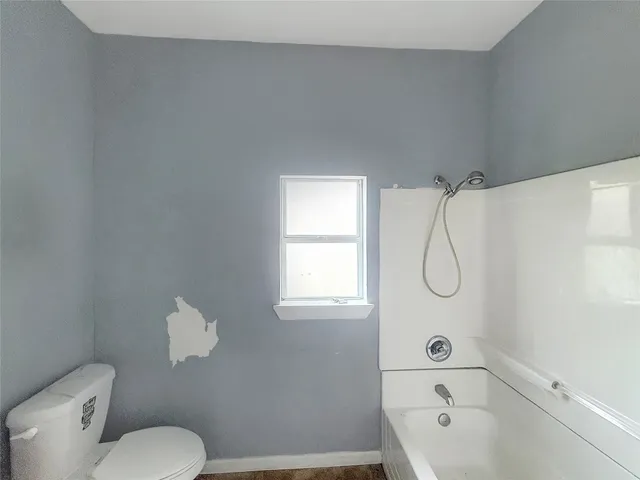 $59,900 | 2100 Angelina Street, Beaumont, TX 77701