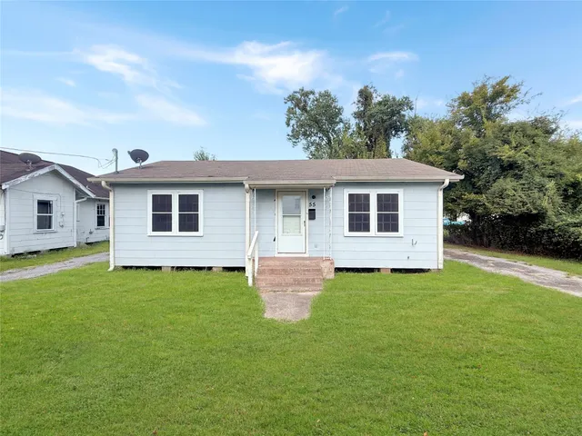 $59,900 | 2100 Angelina Street, Beaumont, TX 77701