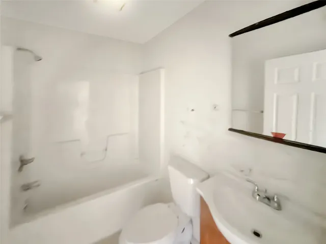 $59,900 | 2100 Angelina Street, Beaumont, TX 77701