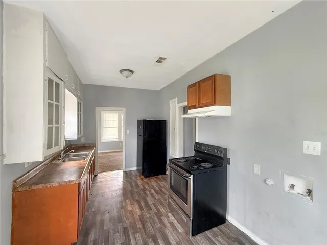 $59,900 | 2100 Angelina Street, Beaumont, TX 77701