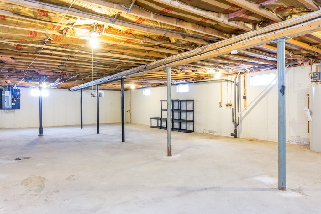 304 Peekskill Avenue Springfield, MA 01129 - Photo 24 of 30