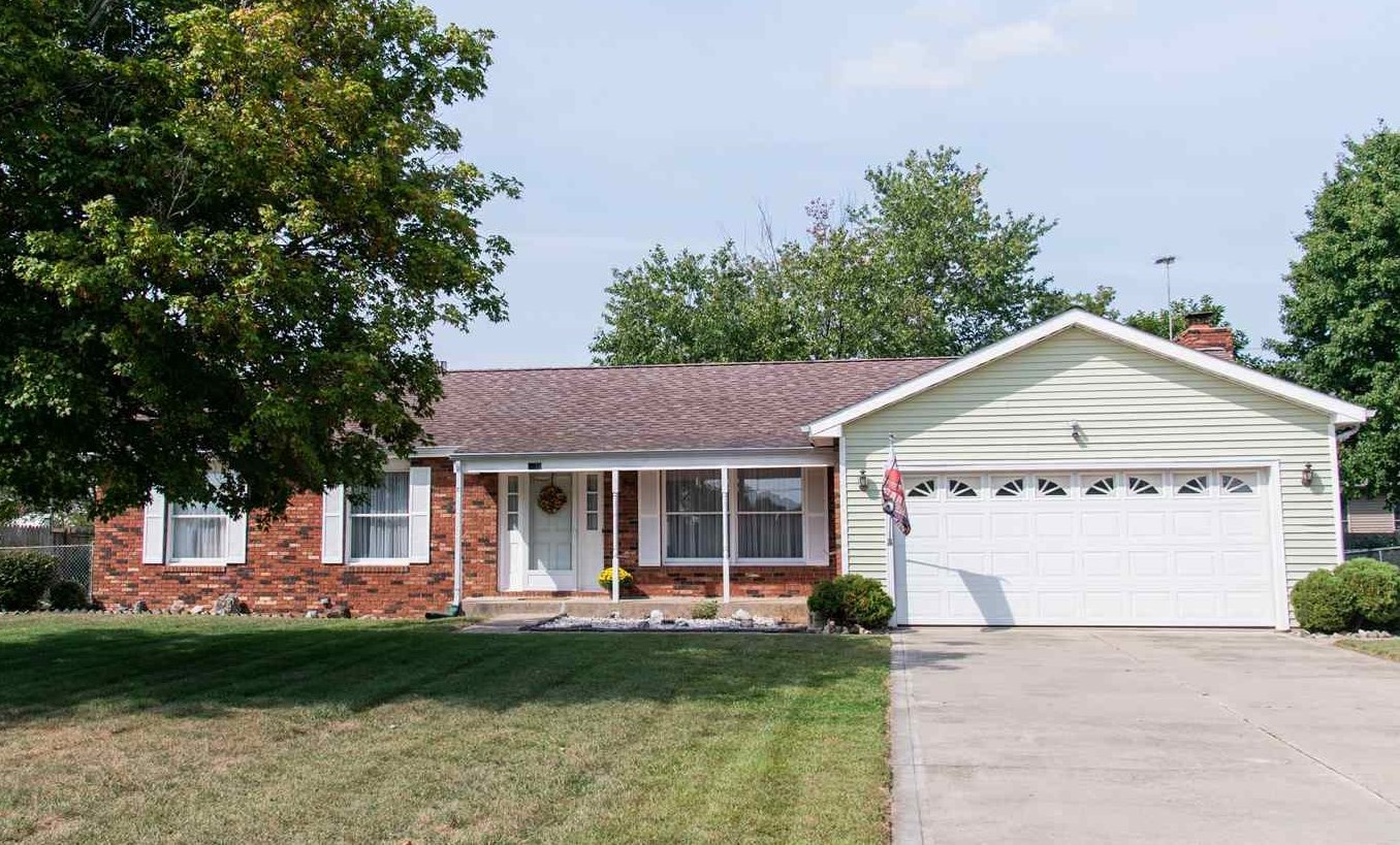 4230 3rd Road Bremen, IN 46506 - Photo 2 of 31
