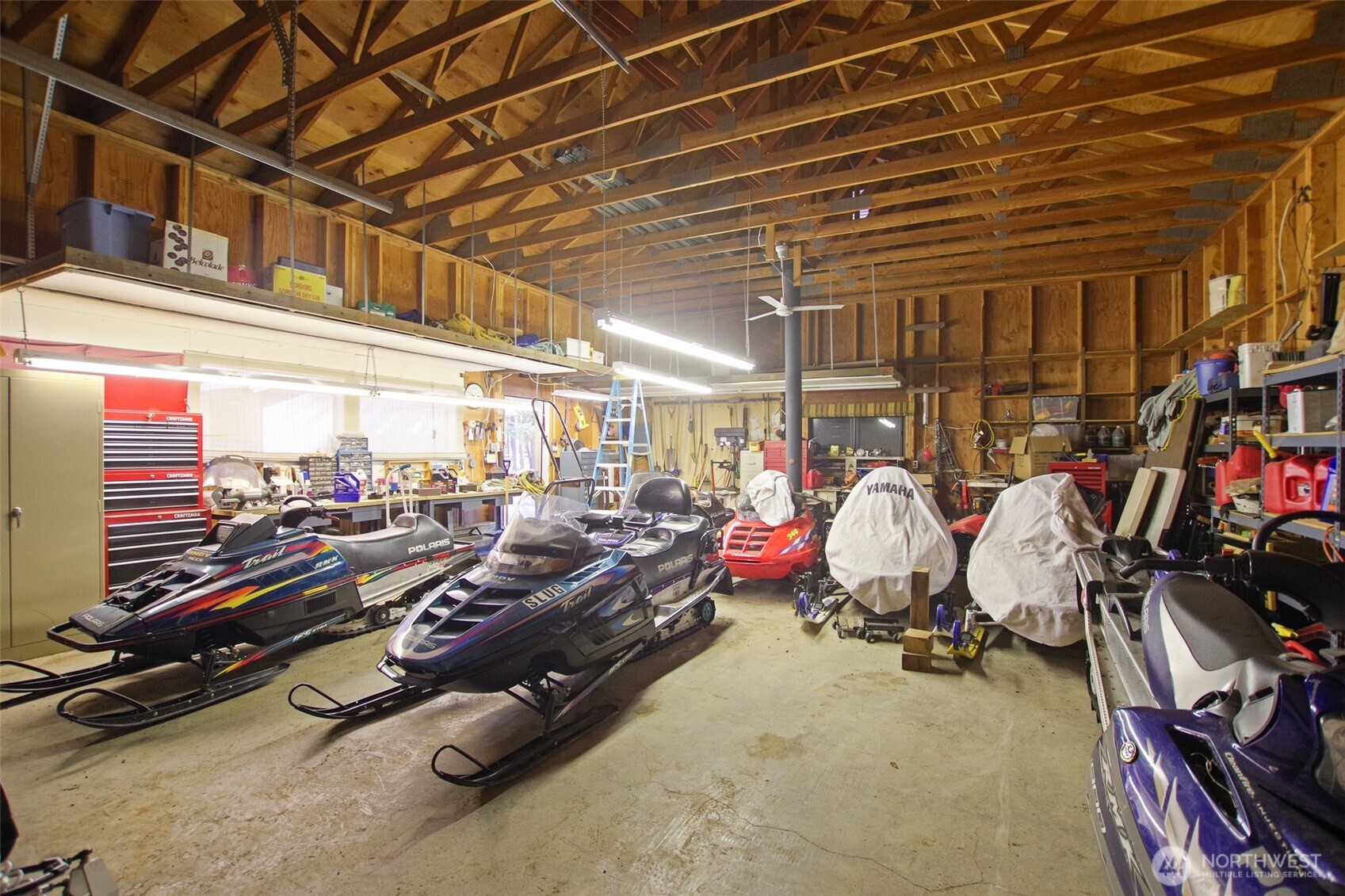 70 Lake Cabins Road Ronald, WA 98940 - Photo 28 of 32 a view of a room with gym equipment