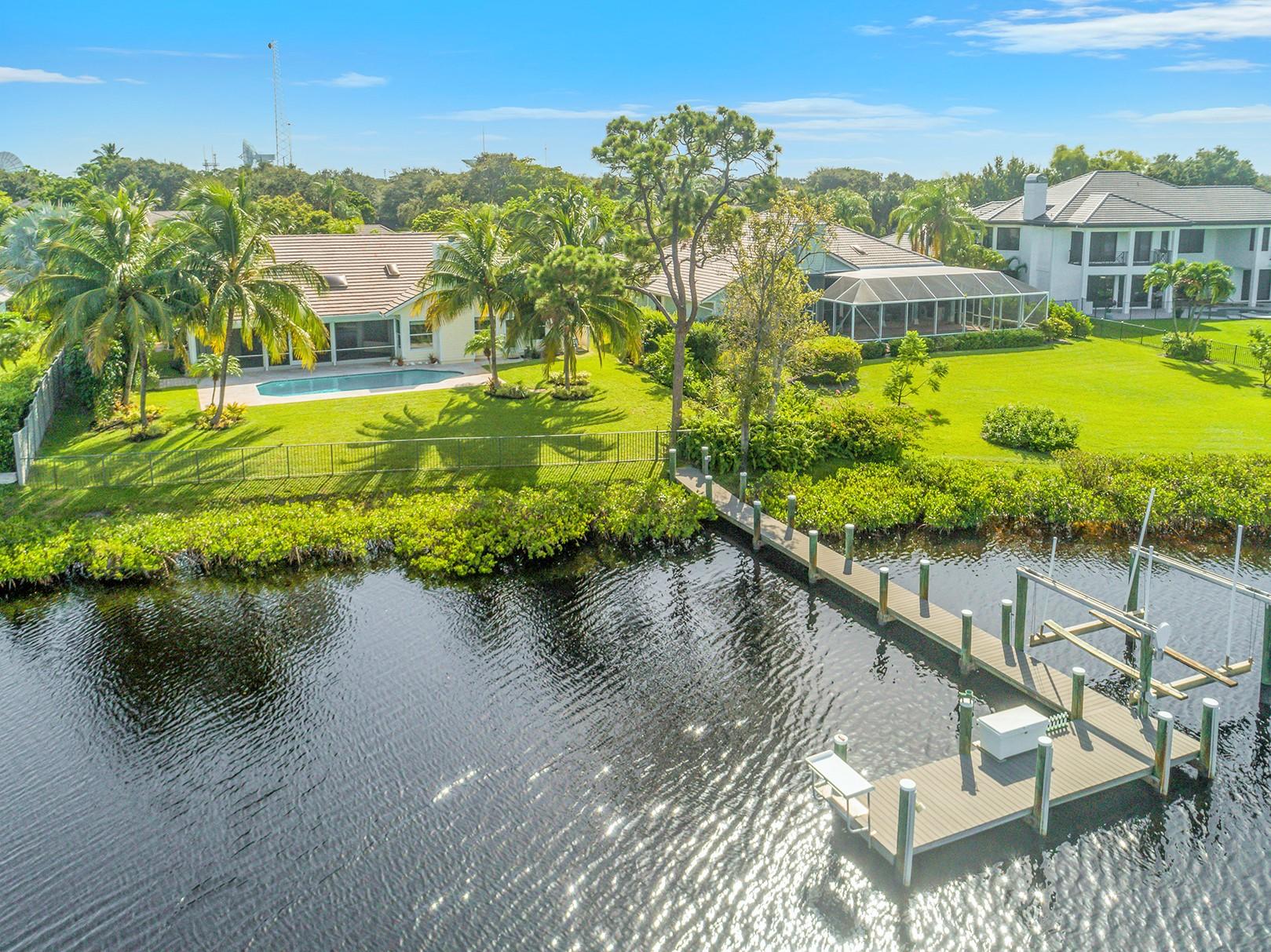 18145 Southeast Ridgeview Drive Jupiter, FL 33469 - Photo 2 of 45 18145 SE Ridgeview Dr aerials (7)